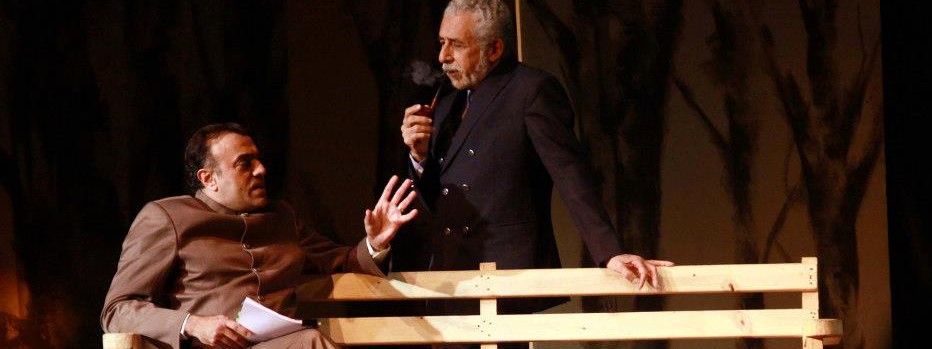 Naseeruddin Shah and Rajat Kapoor in the play at Kamani,New Delhi