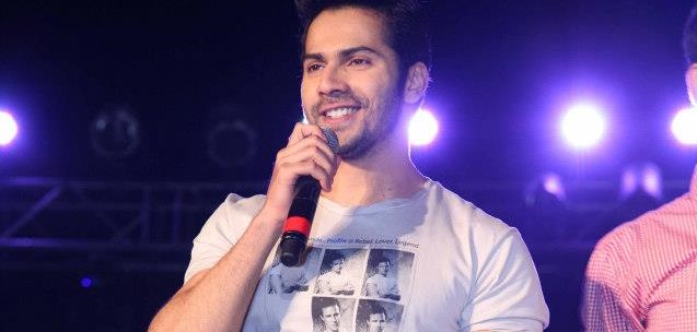 Varun Dhawan at SRCC,Delhi University to promote Student Of The Year Film